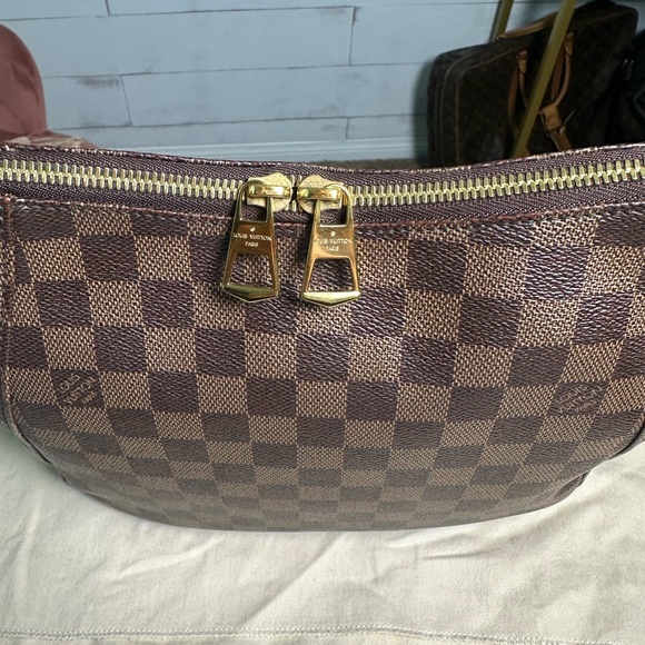 SOLD ❌❌❌Louis Vuitton Damier Ebene South Bank Besace - Picture 5 of 9